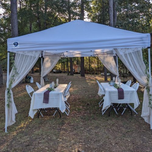 10x10ft tent with decor